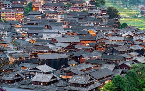 滁州6种常见的外墙仿石漆施工工艺！